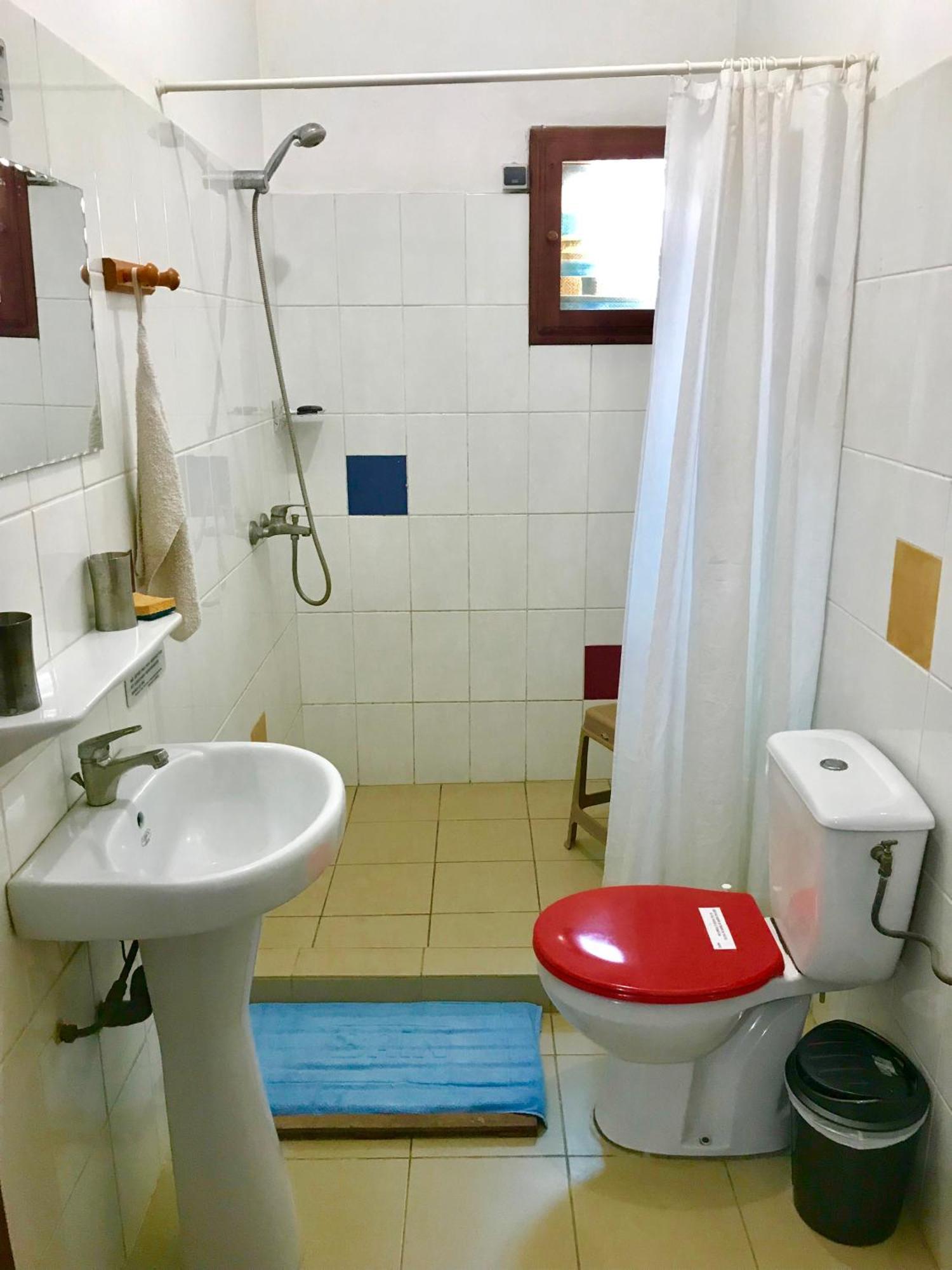 Dodoo Lodge Cotonú Habitación foto